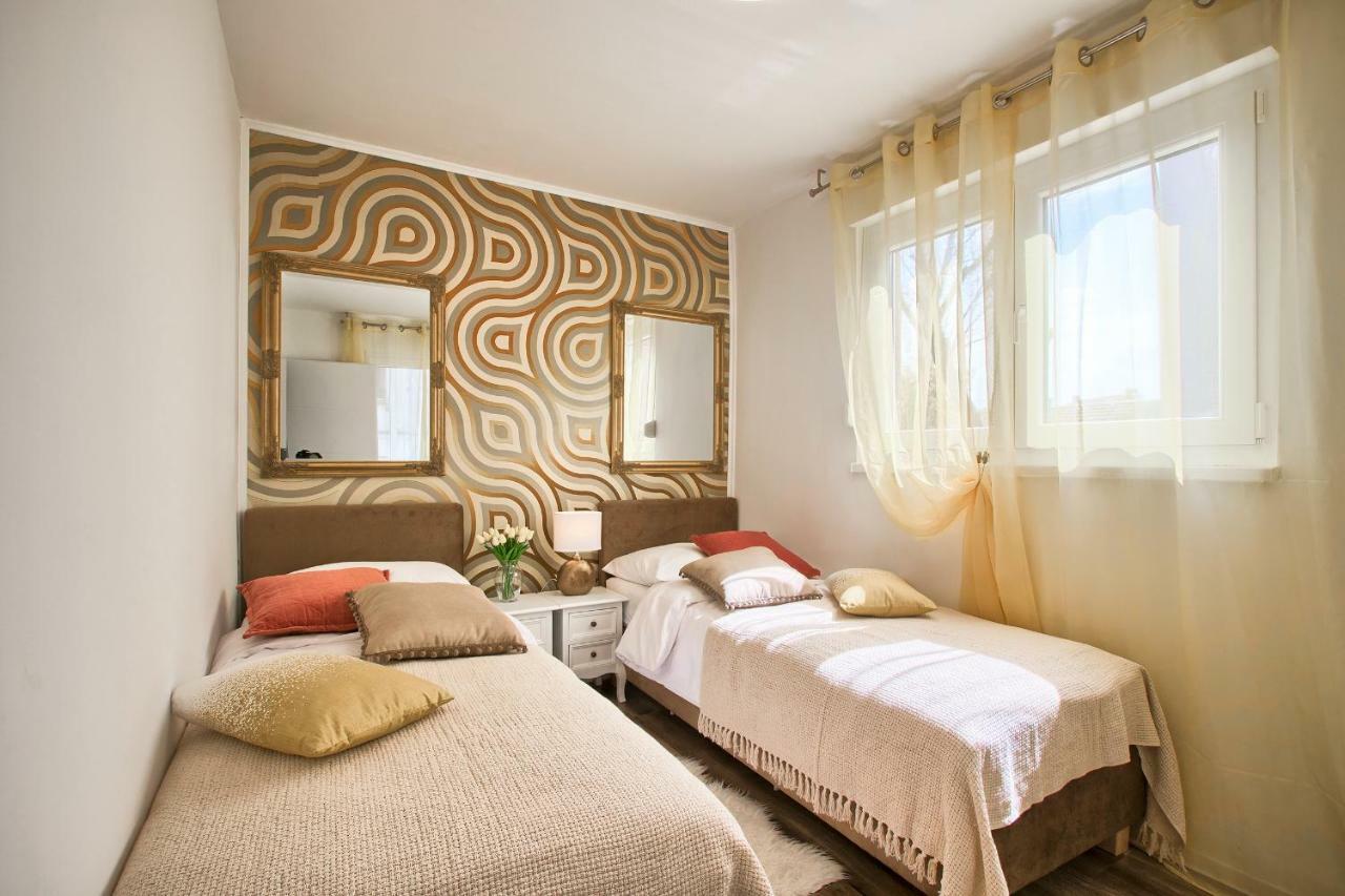 Apartment Sweetie Center Pula With Free Parking - Hedone Amphitheater Exterior photo